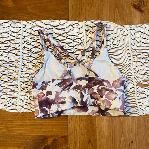 Floral Yoga Set - Picture 2 of 3
